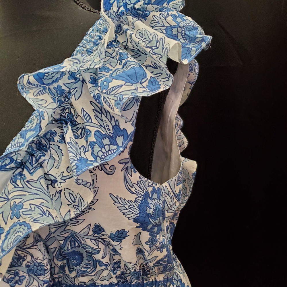 Floral Blue and White Womans Dress - Picture 7 of 8
